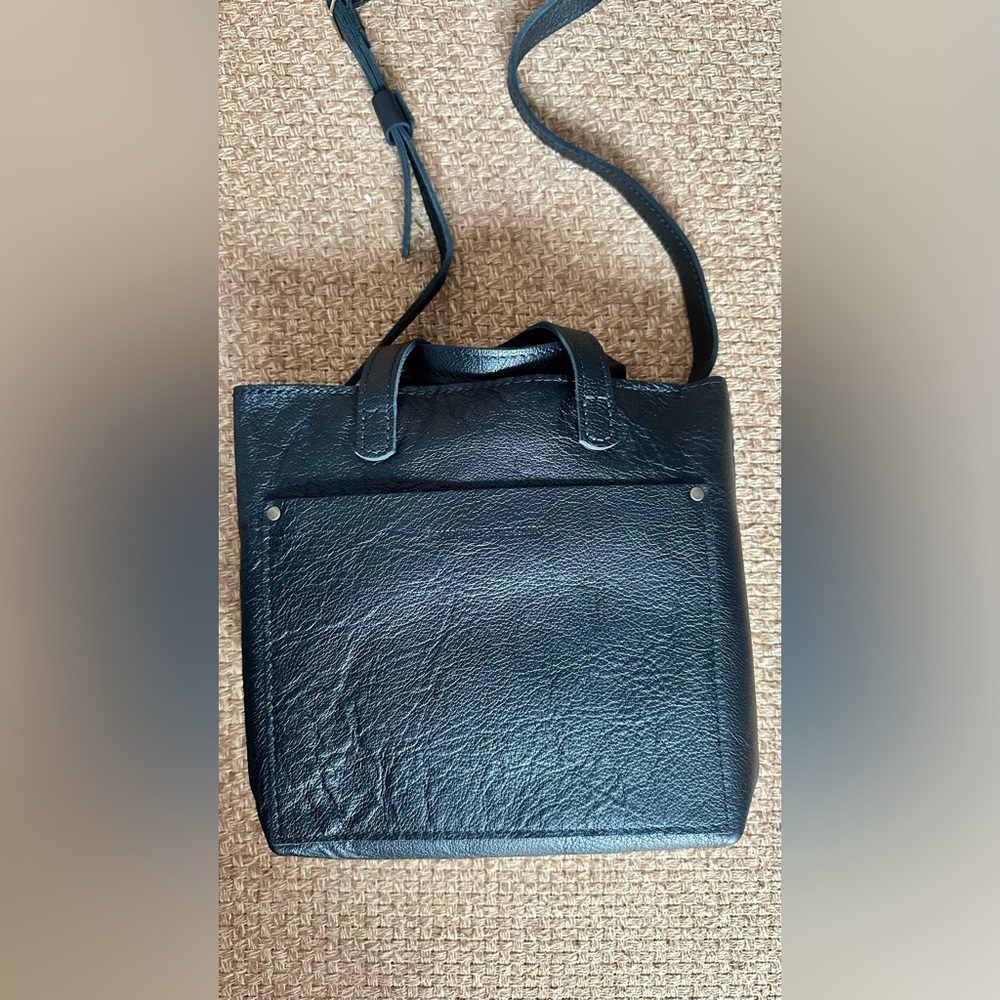 Portland Leather Classic Black Mini Crossbody Bag with Zipper